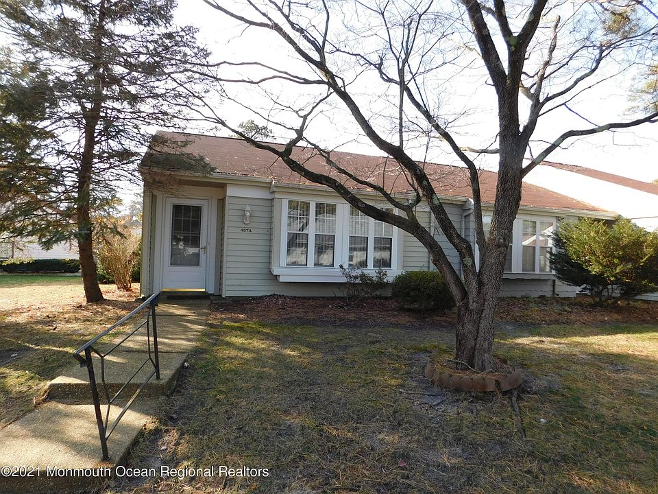 1st image of 457 Chesterfield Court #A