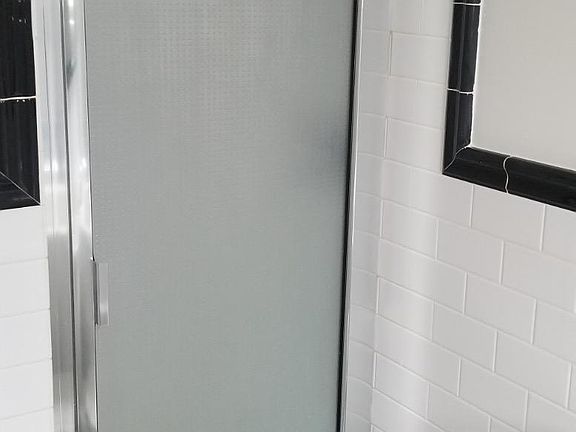 3rd image of 17290 Highland Ave APT 6E