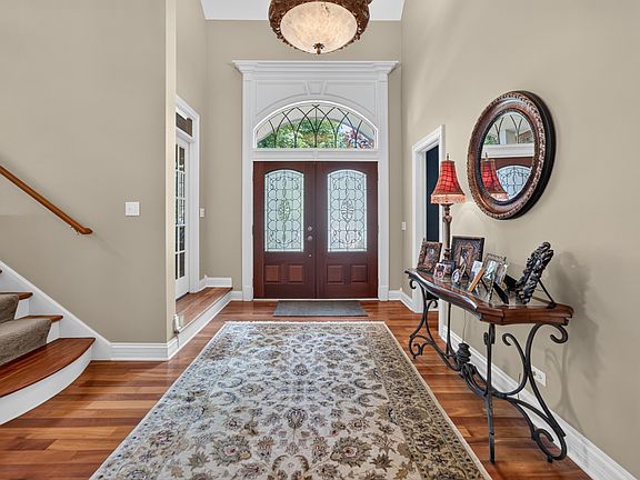 5th image of 770 Reserve Ct