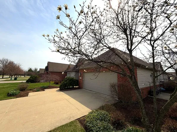 9209 Summer Song Ln, Sylvania, OH 43560