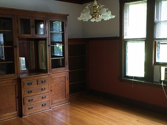 5th image of 1121 W Grace St #1