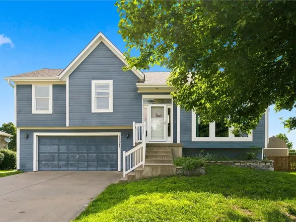 19985 Crestone St, Spring Hill, KS 66083