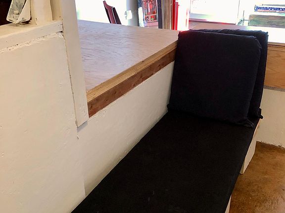 5th image of 617 Isabel St #1