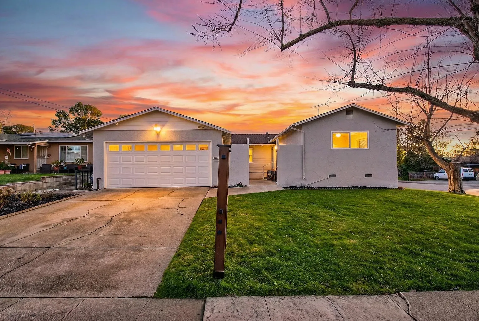 1133 Coronado Way photo 1