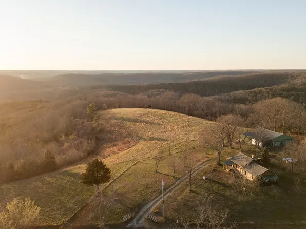 6955 Chadwick Road, Chadwick, MO 65629