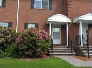 31 April Ln, Lexington, MA 02421