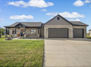 472 Hayden Dr, Waterloo, IL 62298