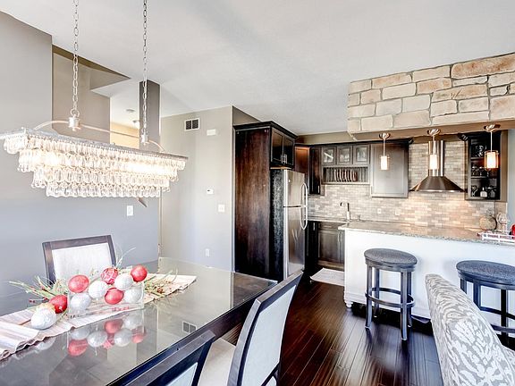 5th image of 2400 Foxglove Cir #6