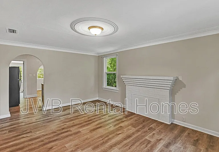 8264 Moncrief Dinsmore Rd — Photo 5