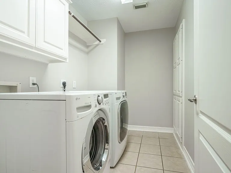6331 Collina Springs Ct — Photo 12