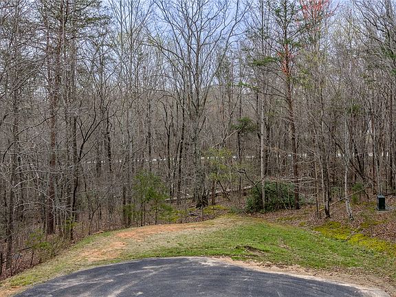 2nd image of 56 Angleblade Rd