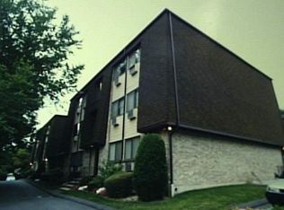 255 Strawberry Hill Ave UNIT D10, Stamford, CT 06902