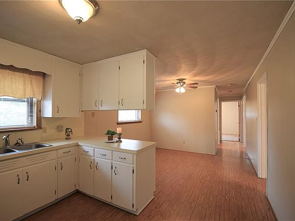 3rd image of 9123 Wilson Heights Ave