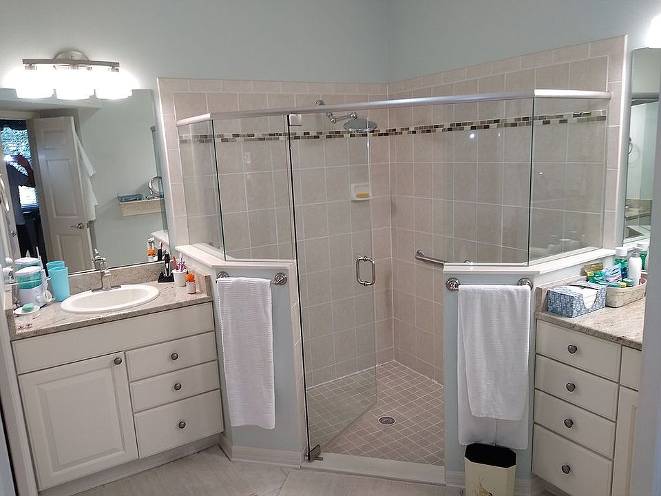 2nd image of 1401 Bethune Way