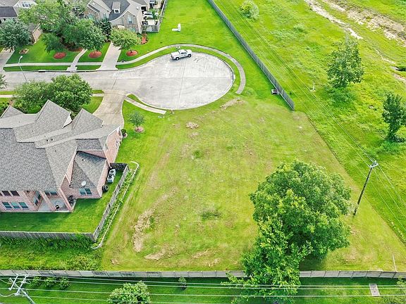 2nd image of 3617 Queensburg Ln