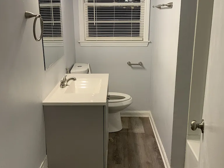 1287 Montview St — Photo 8