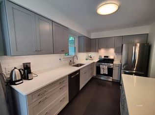 10 Spring St, Athens, OH 45701