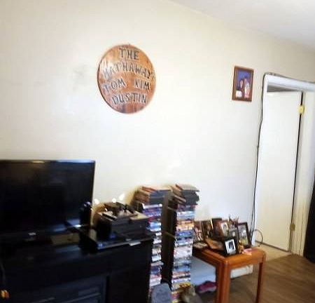5th image of 319 E Griggsville St