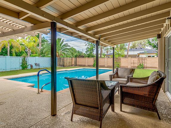 5th image of 4713 E Wilshire Dr
