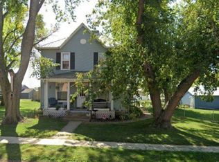 202 Cottage St NW, Shellsburg, IA 52332