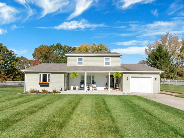 203 Granada Dr, Edinboro, PA 16412