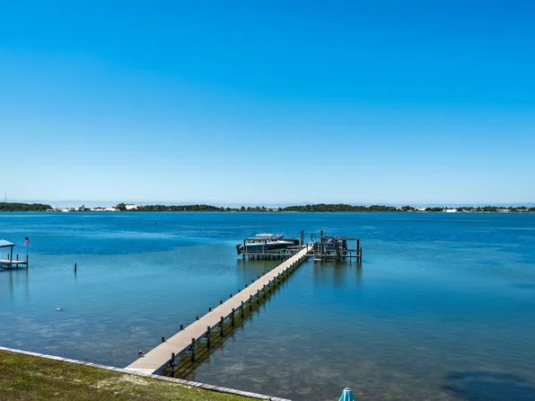 1409 W Highway 98 APT 203, Mary Esther, FL 32569