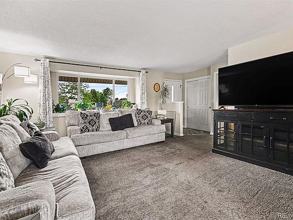 5th image of 15860 Elmira Street