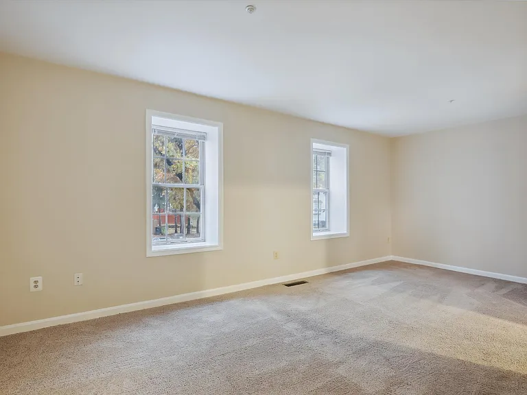 5626 Onslow Way — Photo 31