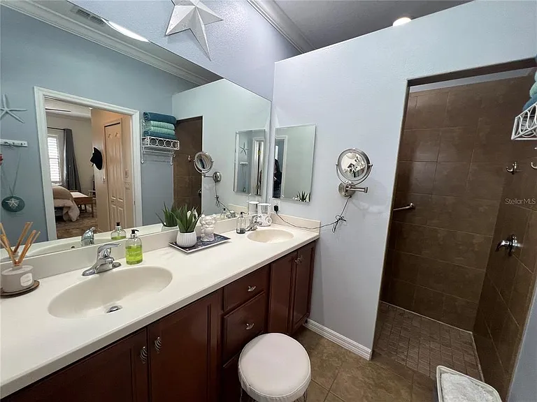 24401 Manchester Trl — Photo 13