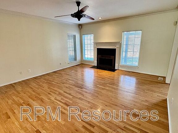 4th image of 6213 Woodcreek Ct