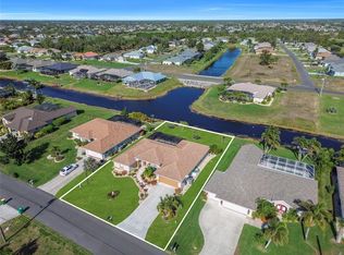 240 White Marsh Ln, Rotonda West, FL 33947
