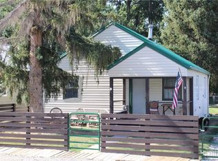 14 Davidson Ave, Absarokee, MT 59001