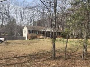 7 Carter Ln, Stafford, VA 22556