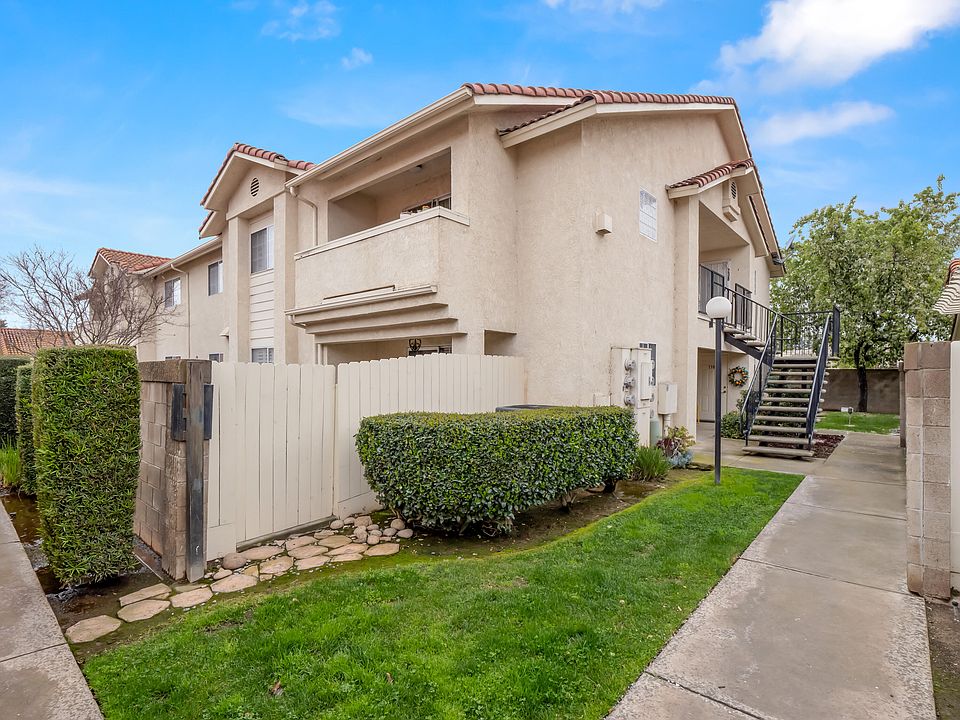 1st image of 1542 E Alluvial Avenue E #137