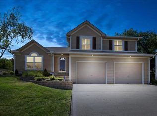 8618 N Carson Ave, Kansas City, MO 64153