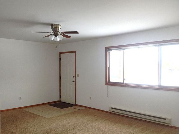 5th image of 340 E Ross Ave #3