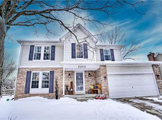 2252 Rosina Dr, Miamisburg, OH 45342
