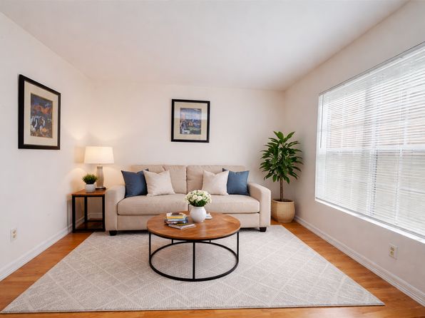 5554 N Braeswood Blvd #137