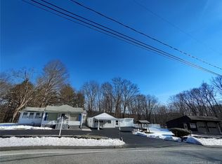 1455 Riverside Dr, North Grosvenordale, CT 06255