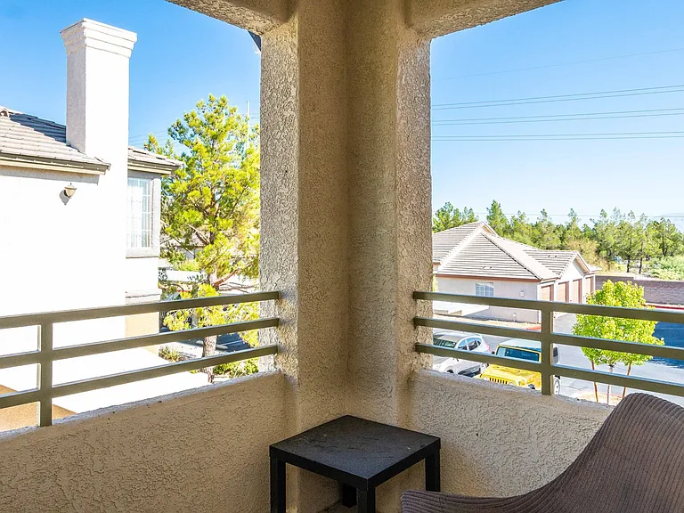 1709 King James St #203 — Photo 6