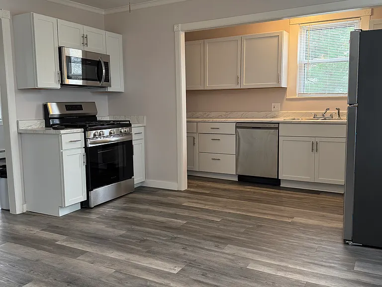 192 High St #192 — Photo 2