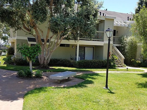 Tennis courts near condo