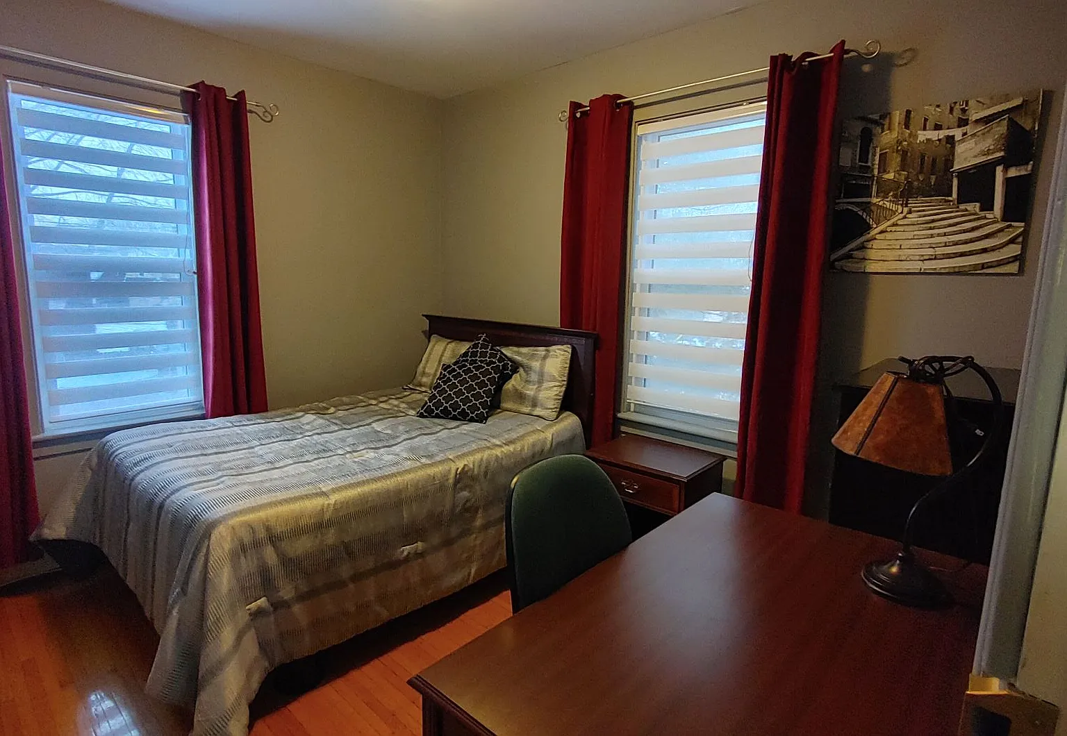 1 bed, 700 sqft, $1,600 — Photo 2