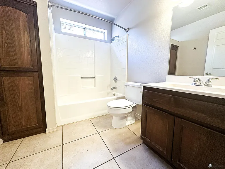 3555 W 15th Ln — Photo 18