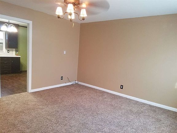 4th image of 421 W Vine Ave