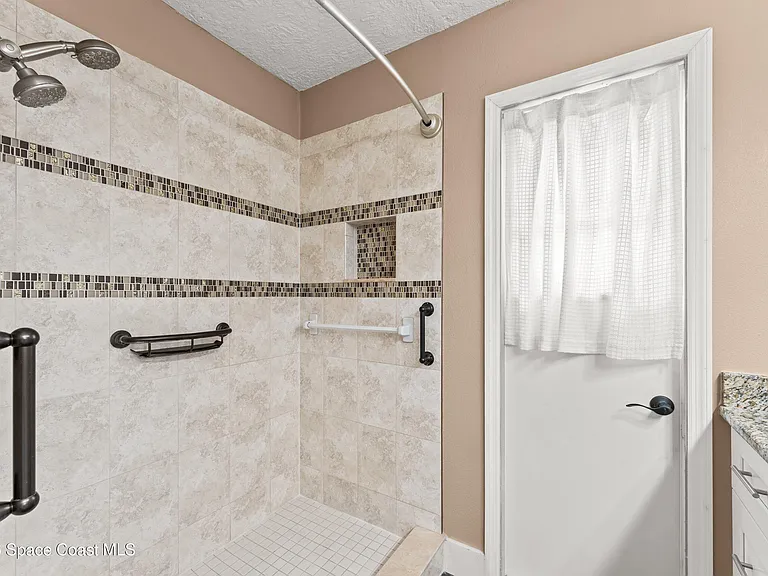 6424 Dane Ave — Photo 19