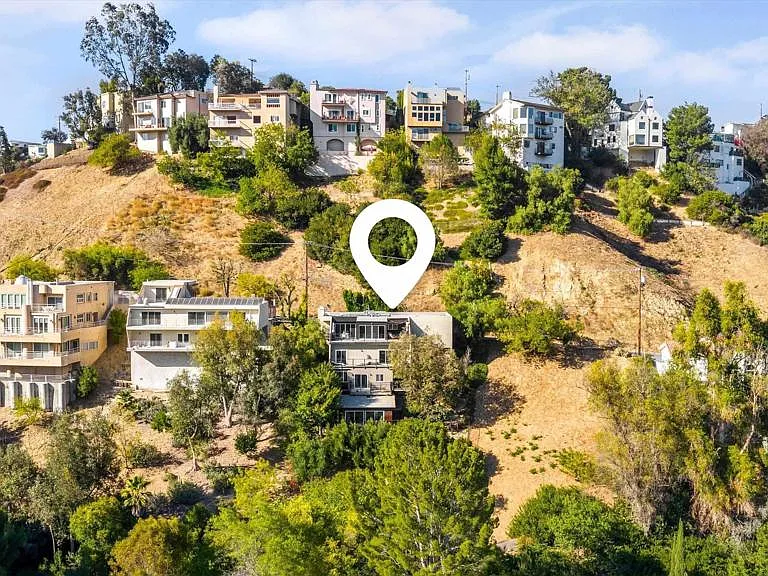 3866 Alta Mesa Dr — Photo 41