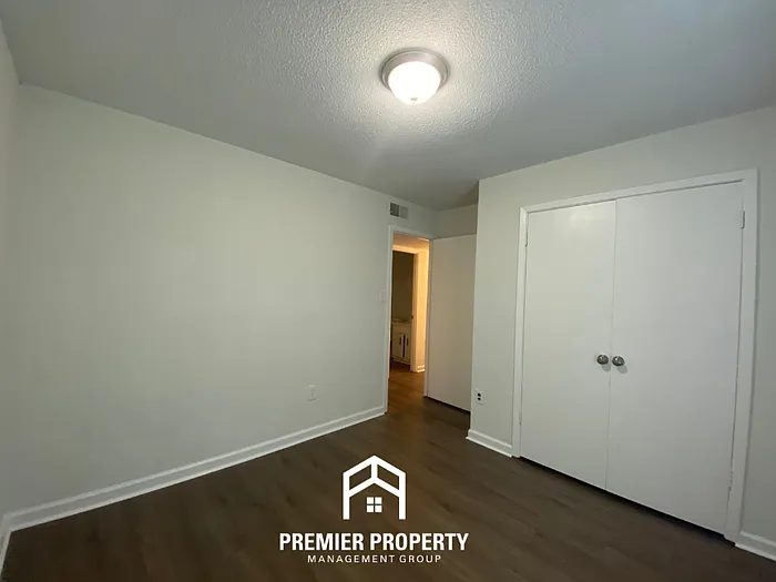 3833 Kerston Dr — Photo 12