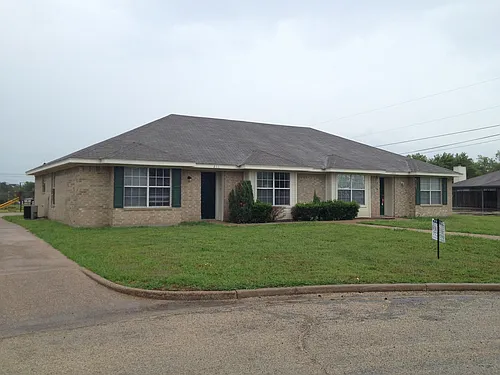 211 Cathy Dr Photo 1