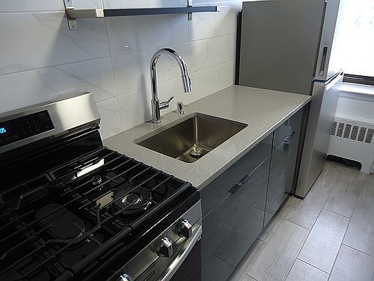 2nd image of 75-20 113th St APT 6G